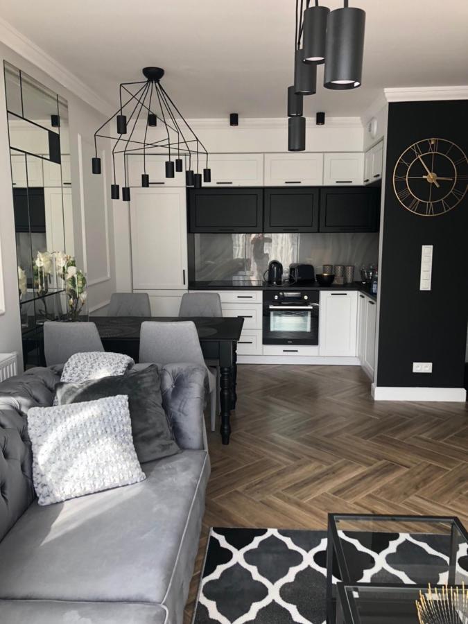 Family & Business Sauna Apartments No1 Lesny Nad Zalewem Cedzyna Unikat - 3 Bedroom With Private Sauna, Bath With Hydromassage, Terrace, Garage, Catering Options كيلتشي المظهر الخارجي الصورة