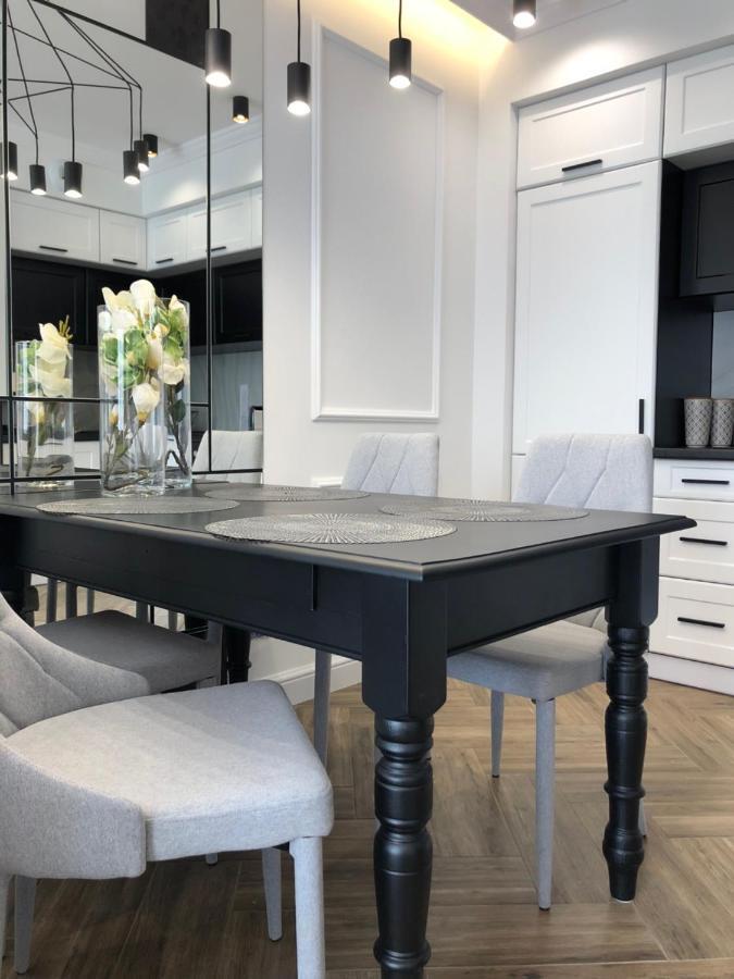 Family & Business Sauna Apartments No1 Lesny Nad Zalewem Cedzyna Unikat - 3 Bedroom With Private Sauna, Bath With Hydromassage, Terrace, Garage, Catering Options كيلتشي المظهر الخارجي الصورة